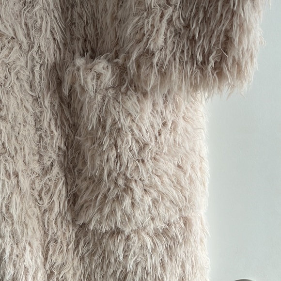 ZARA Trafaluc Cream Moroccan Shag Jacket Medium - Picture 2 of 4